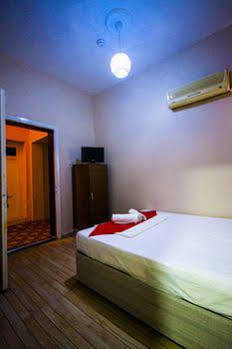 Cicek Palas Otel Izmir Bagian luar foto